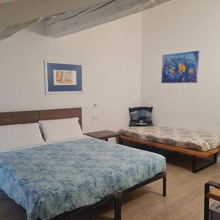 Carrera Home Appartamenti Verona - Bike Hotel エクステリア 写真