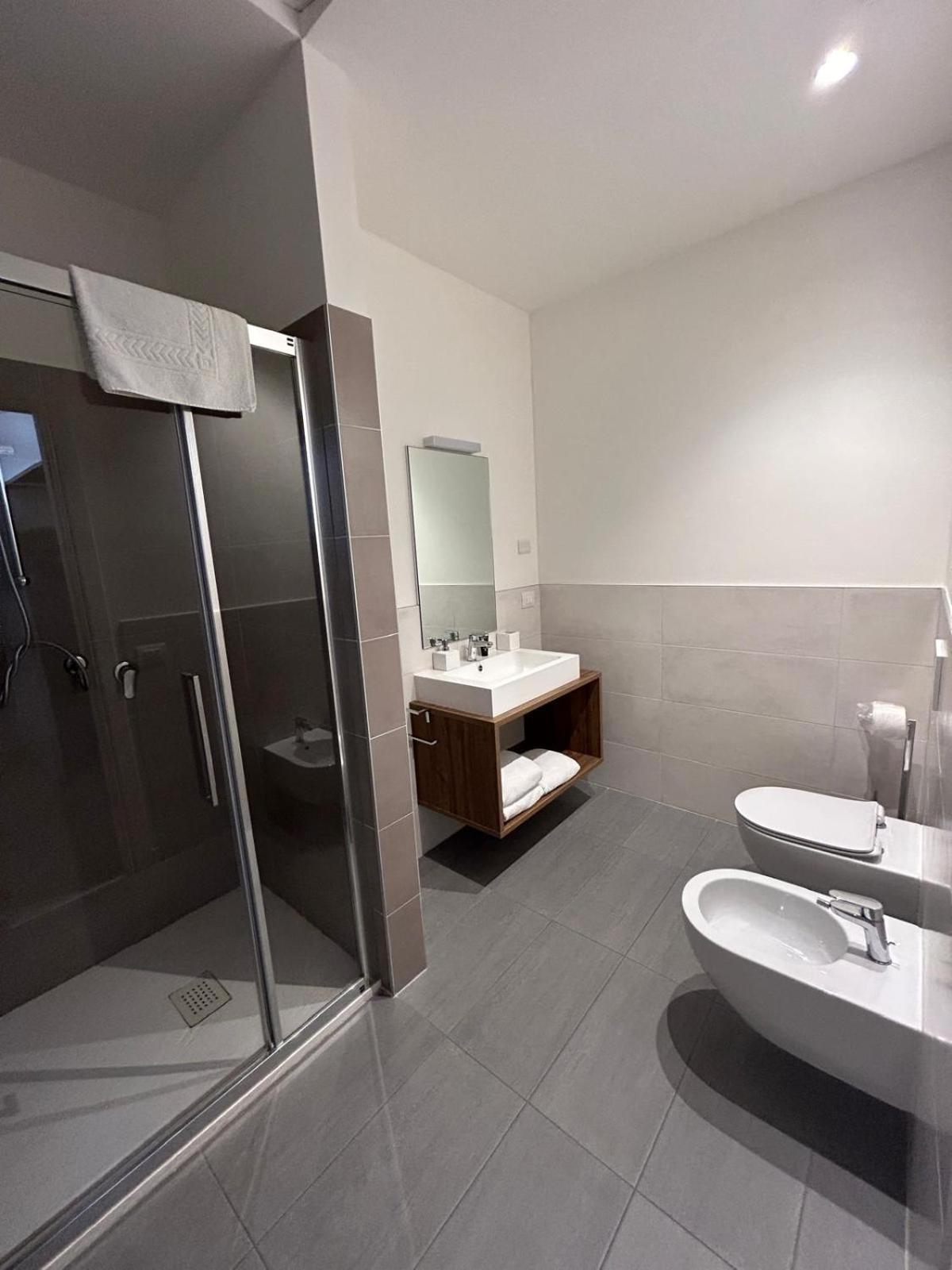 Carrera Home Appartamenti Verona - Bike Hotel エクステリア 写真