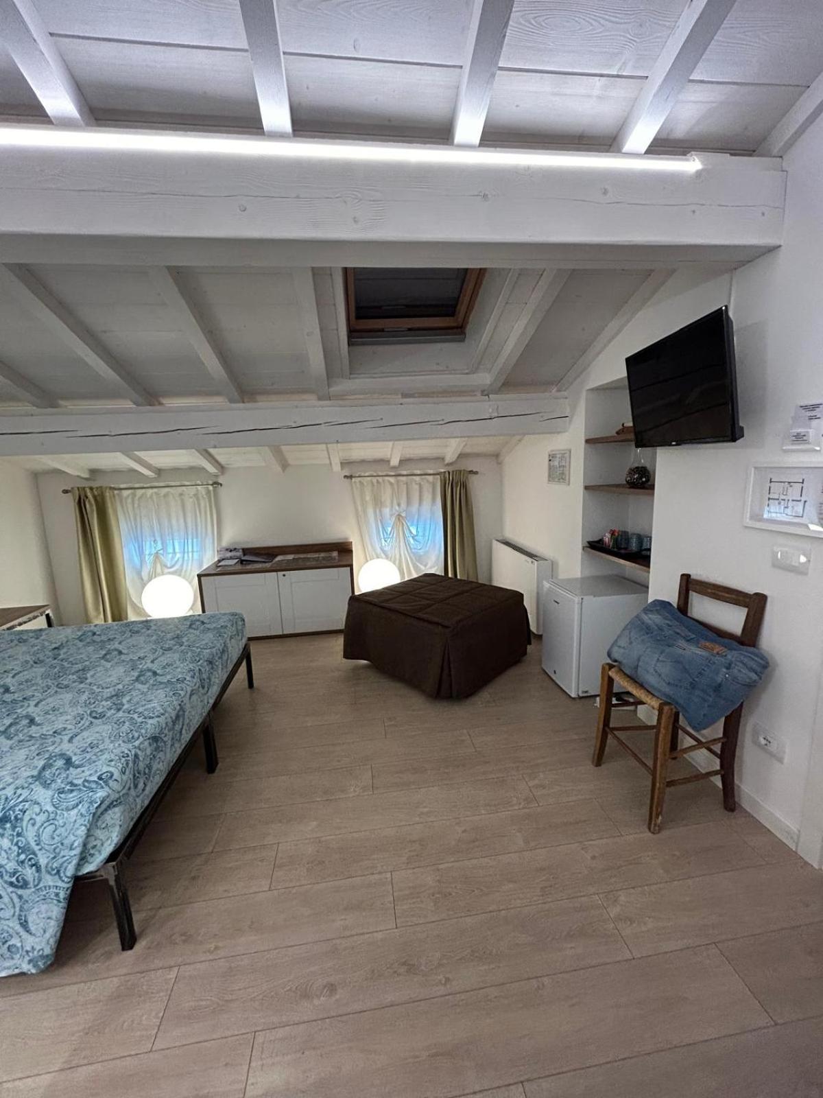 Carrera Home Appartamenti Verona - Bike Hotel エクステリア 写真