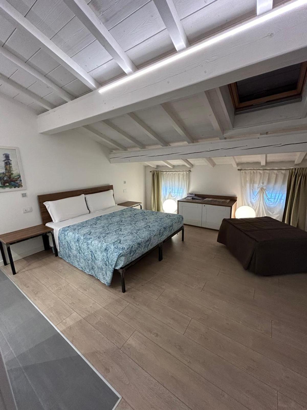 Carrera Home Appartamenti Verona - Bike Hotel エクステリア 写真