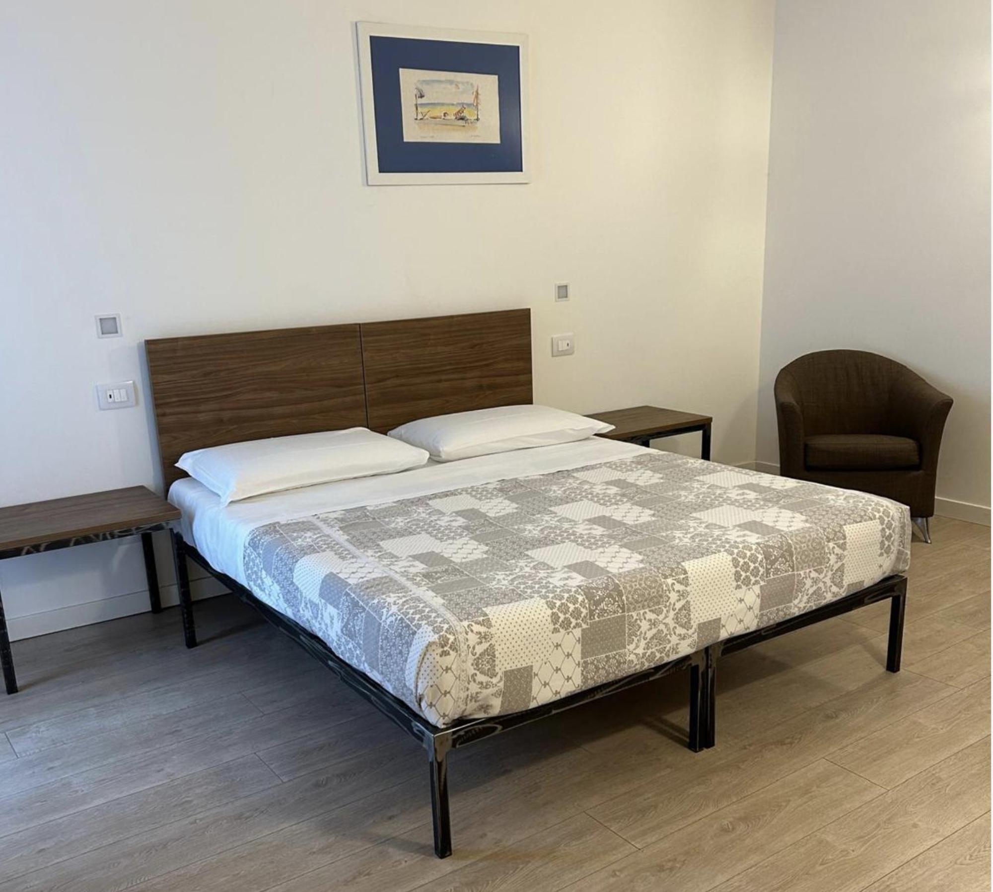 Carrera Home Appartamenti Verona - Bike Hotel エクステリア 写真
