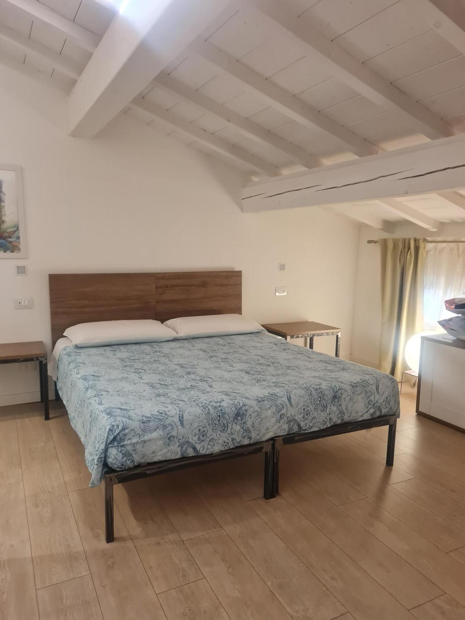 Carrera Home Appartamenti Verona - Bike Hotel エクステリア 写真